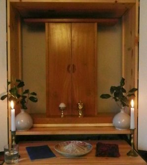 Butsadan The Butsadan is the focal point of Nichiren Buddhist devotions